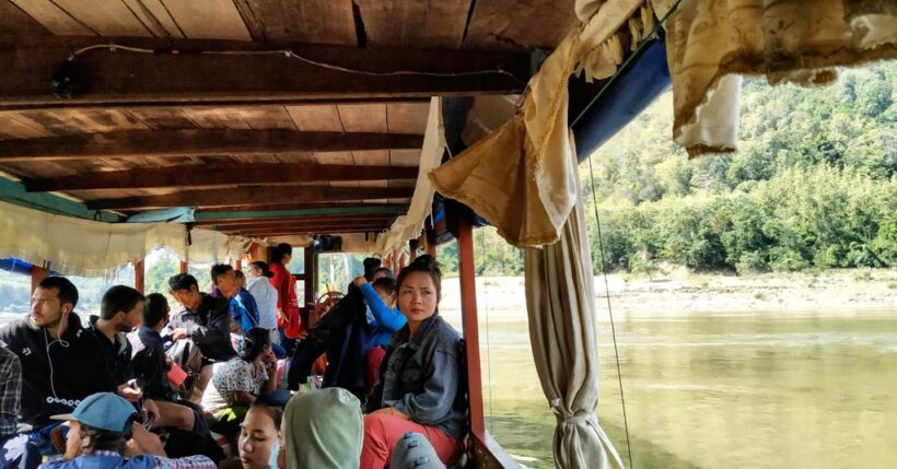 Slow boat Luang Prabang Laos