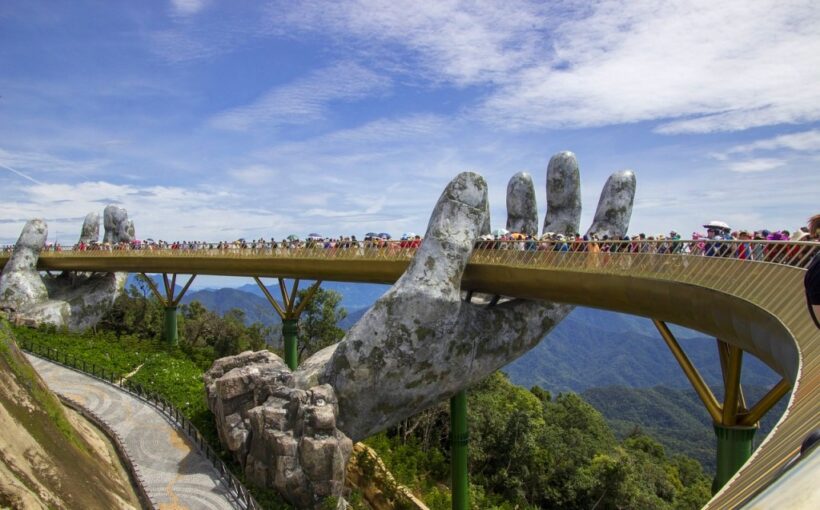 Golden Bridge Da Nang Vietnã